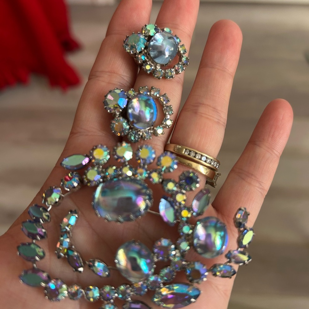 AB boralis 1950 CONTINENTAL Iridescent Crystal Jewelry Set 😍